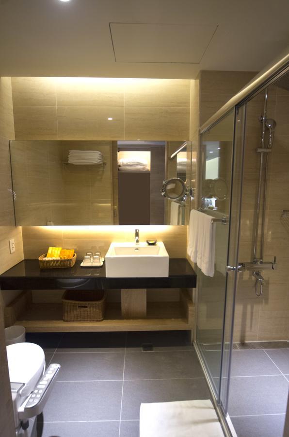 Naruwan Galaxy Hotel Taitung Екстериор снимка