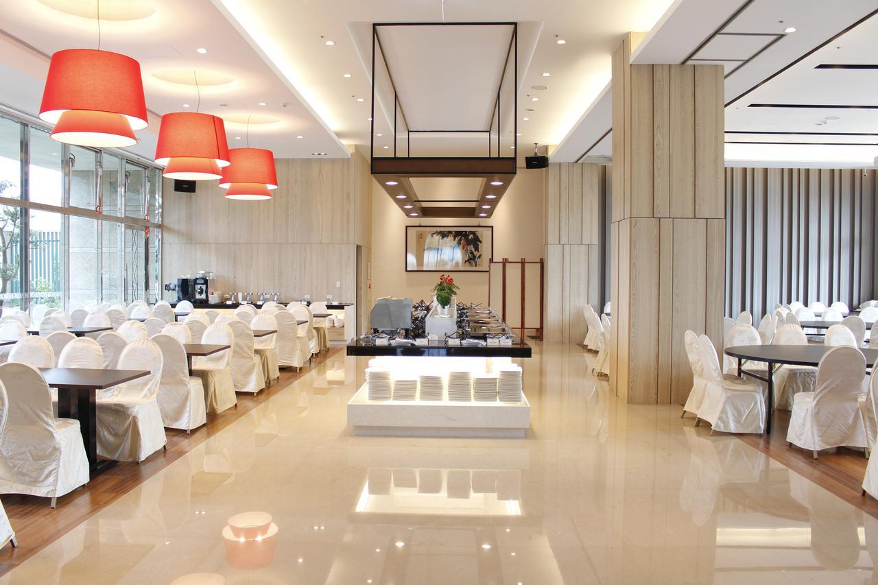 Naruwan Galaxy Hotel Taitung Екстериор снимка
