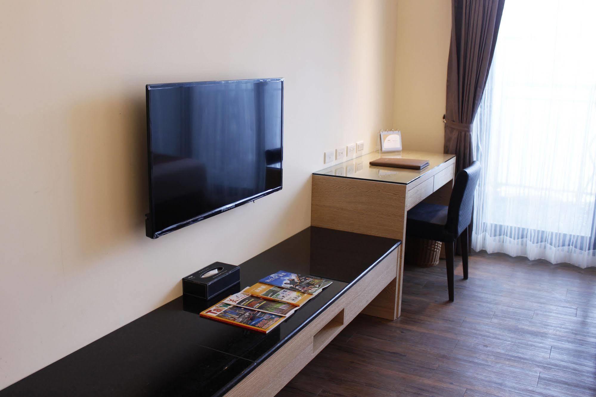 Naruwan Galaxy Hotel Taitung Екстериор снимка