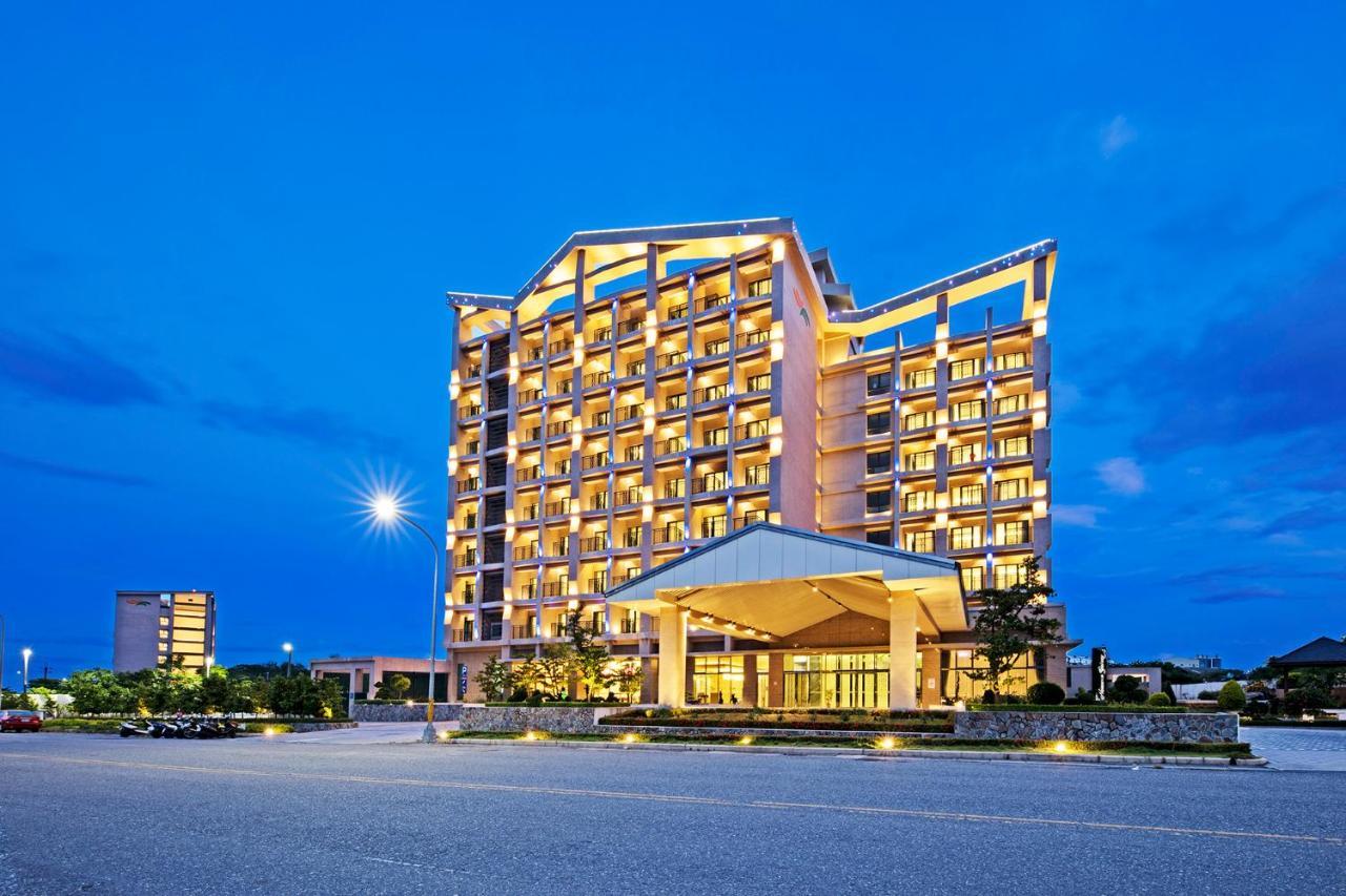 Naruwan Galaxy Hotel Taitung Екстериор снимка