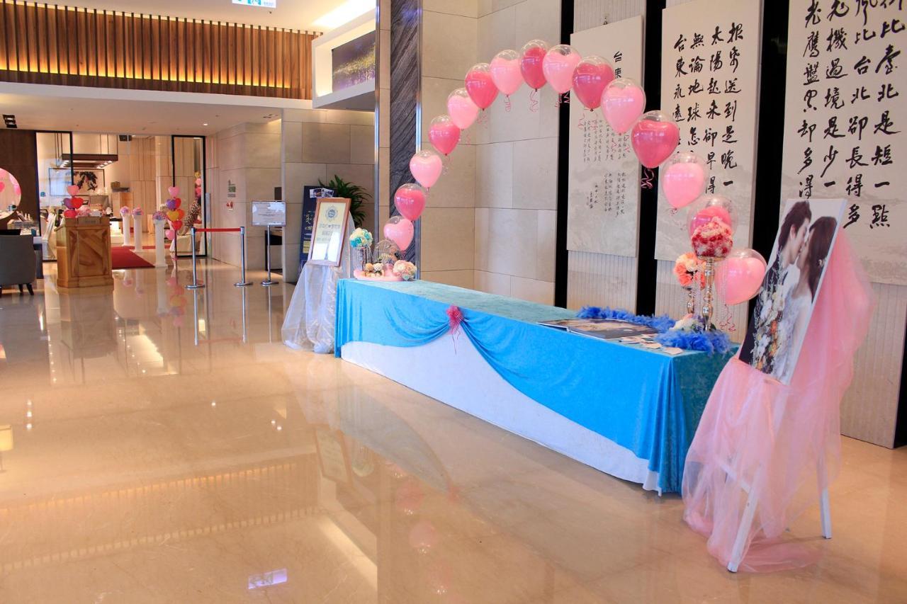 Naruwan Galaxy Hotel Taitung Екстериор снимка