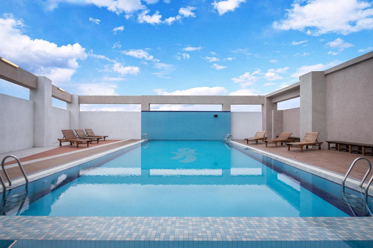 Naruwan Galaxy Hotel Taitung Екстериор снимка